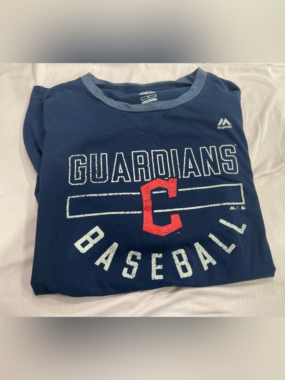 womens Navy Blue Cleveland Guardians' tshirt with Heather Trim size Large
